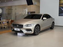 2025款 沃尔沃S60 B4 智远豪华版