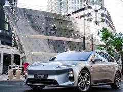 2025 εET5T ھ 100kWh Touring