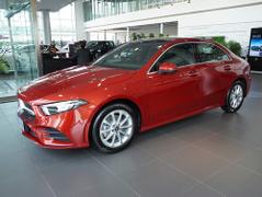 2020款 奔驰A级 A 220 L 4MATIC 运动轿车