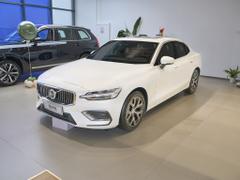 2025款 沃尔沃S60 B4 智逸豪华版