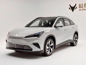 2026款 极狐 阿尔法T5 增程 215 睿享版