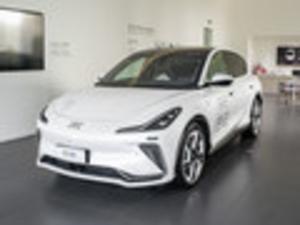 2023款 智己LS7 100kWh Lux后驱版