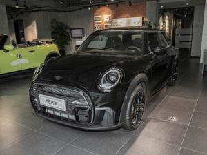 2022款 MINI 1.5T COOPER 黑标特别版