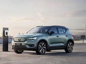 2023 ֶXC40 B3 ʱа