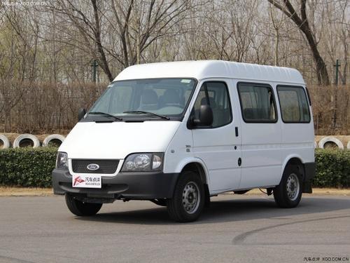 2016款 经典全顺 2.4L汽油短轴6座低顶物流车4G64S4N