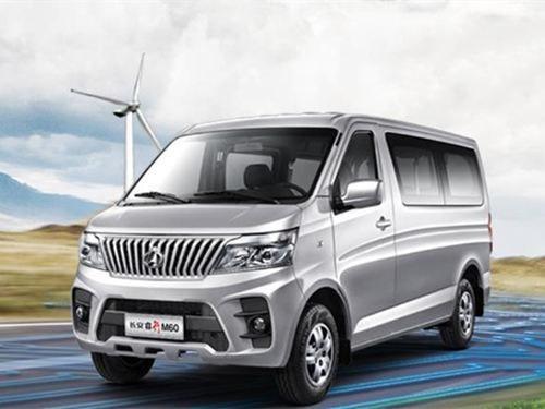 2024款 长安睿行EM60 背掀式舒适型 2座 41.86kWh