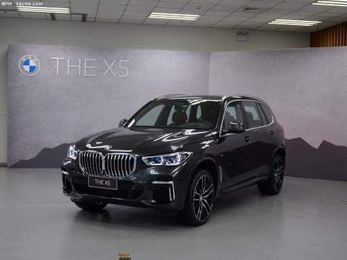 2022款 宝马x5 改款 xDrive 40Li 尊享型M运动套装