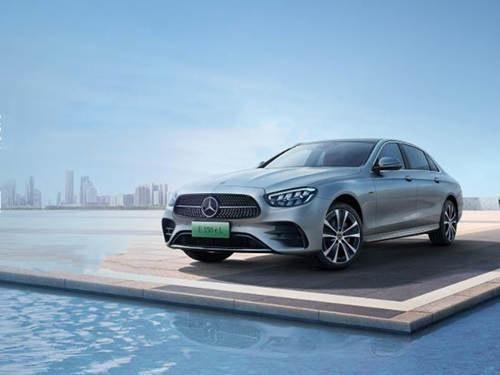 2022款 奔驰E级PHEV 改款三 E 350 e L 插电式混合动力运动轿车