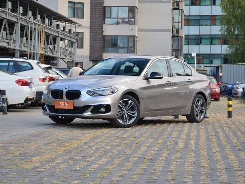 2022款 宝马X3 xDrive30i 尊享型 M曜夜套装