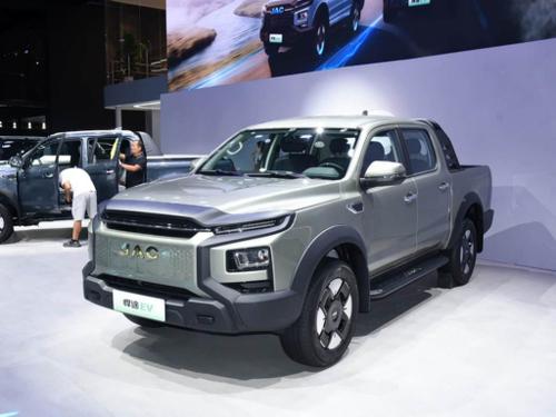 2025款 悍途新能源 EV 驭风系列 四驱荣耀型