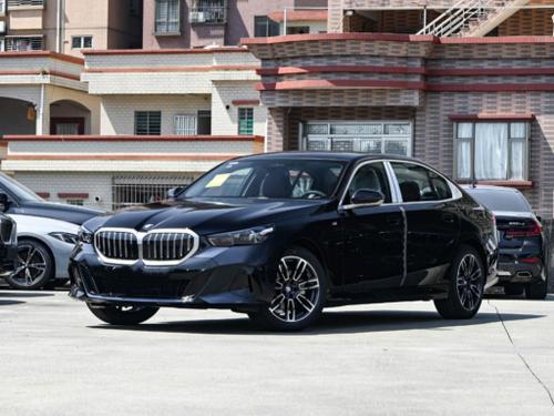 2026款 宝马5系 525Li M运动套装