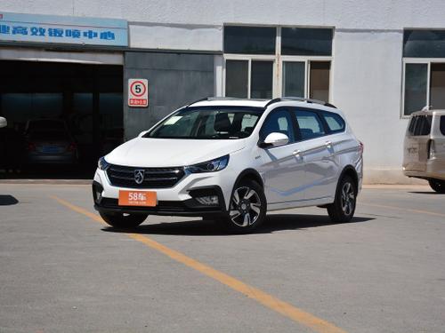 2018款 宝骏310W 1.5L 手自一体时尚型 国VI