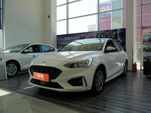 2021款 福克斯 三厢 1.5L 自动锋跃型