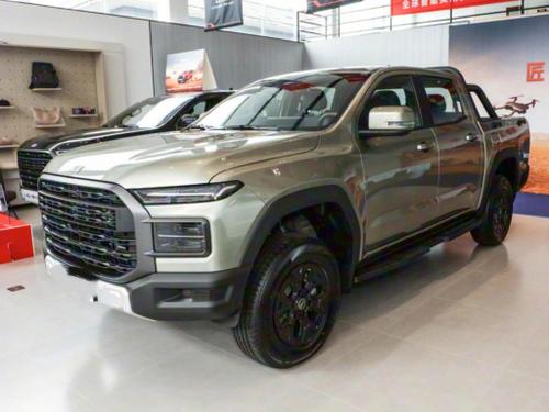 2025款 威麟R08 2.3T 6MT 4WD 柴油长箱专享版