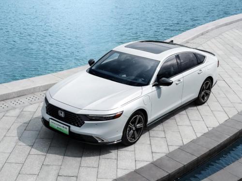 2025款 雅阁新能源 e:PHEV 尊贵版